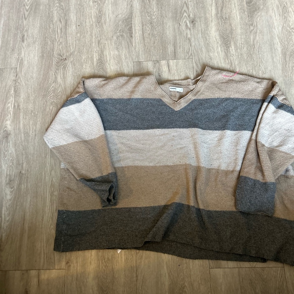 Cream and Gray V-Neck Sweater with Knit Fabric